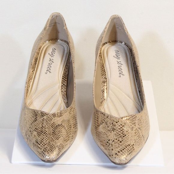 Easy Street Women's Snakeskin Pointed Toe Reptile Print Low Heel Pumps Size 8.5N - Picture 2 of 8
